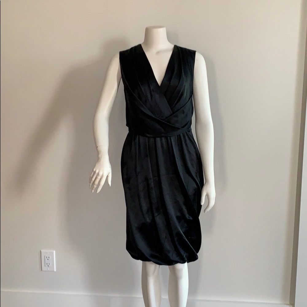 20% off! Ports 1961 black satin NWT dress size 6!